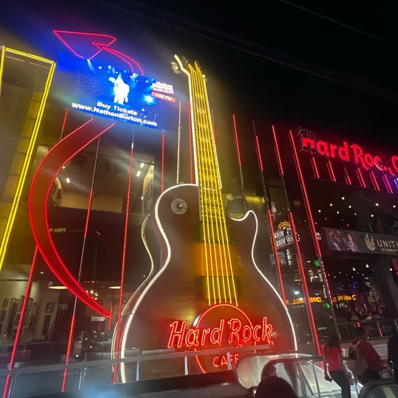 Meet your Posher, Nora - Picture 4 of 4